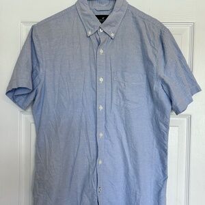 American Eagle Seriously Soft Short-Sleeve Button Down Shirt, Size Medium